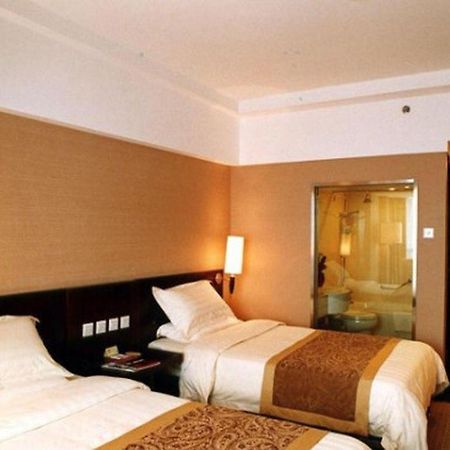 Dong Fang Hotel Пекин Екстериор снимка