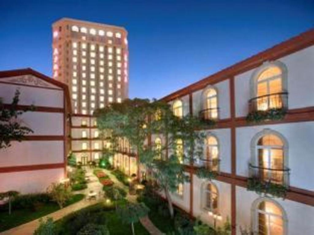 Dong Fang Hotel Пекин Екстериор снимка