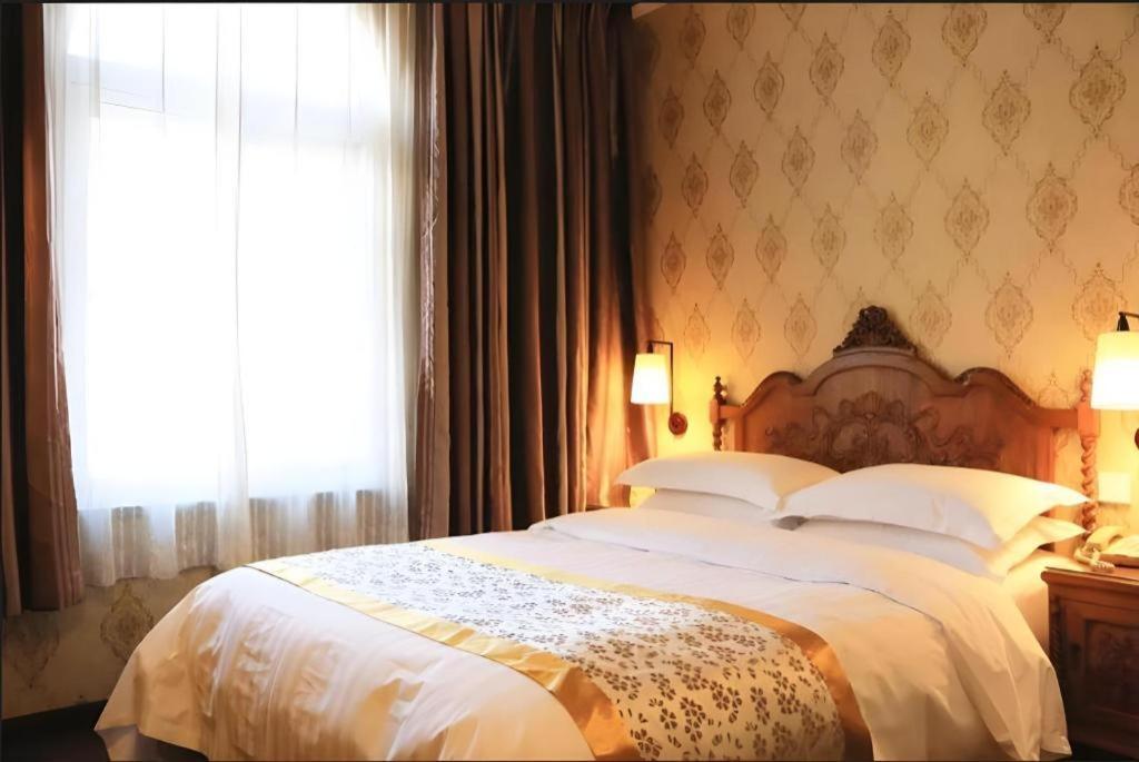 Dong Fang Hotel Пекин Екстериор снимка