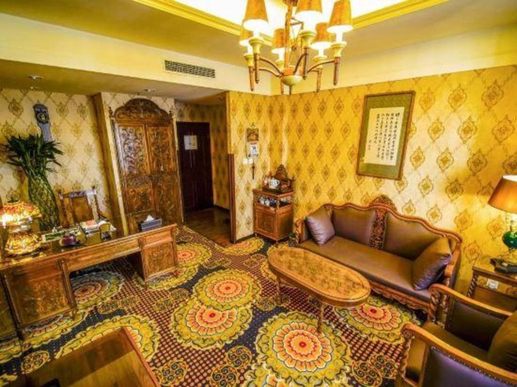 Dong Fang Hotel Пекин Екстериор снимка