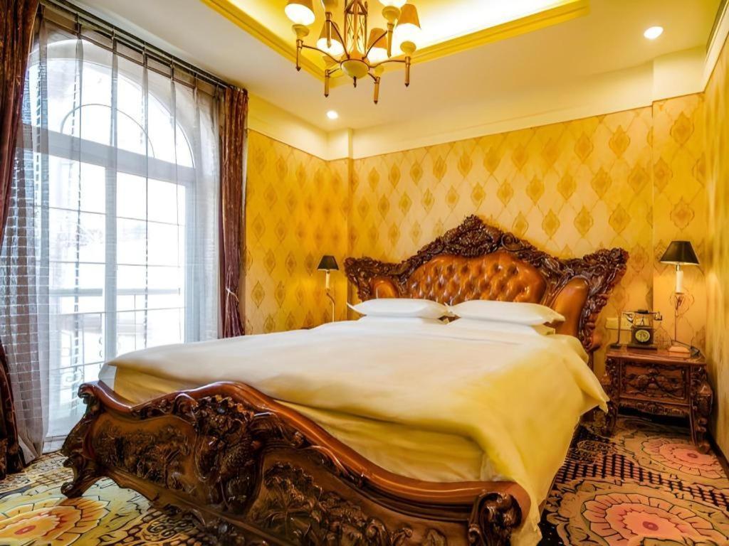 Dong Fang Hotel Пекин Екстериор снимка