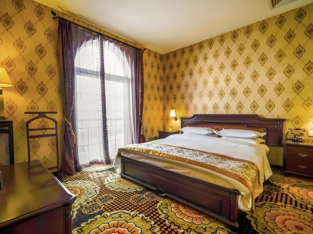 Dong Fang Hotel Пекин Екстериор снимка